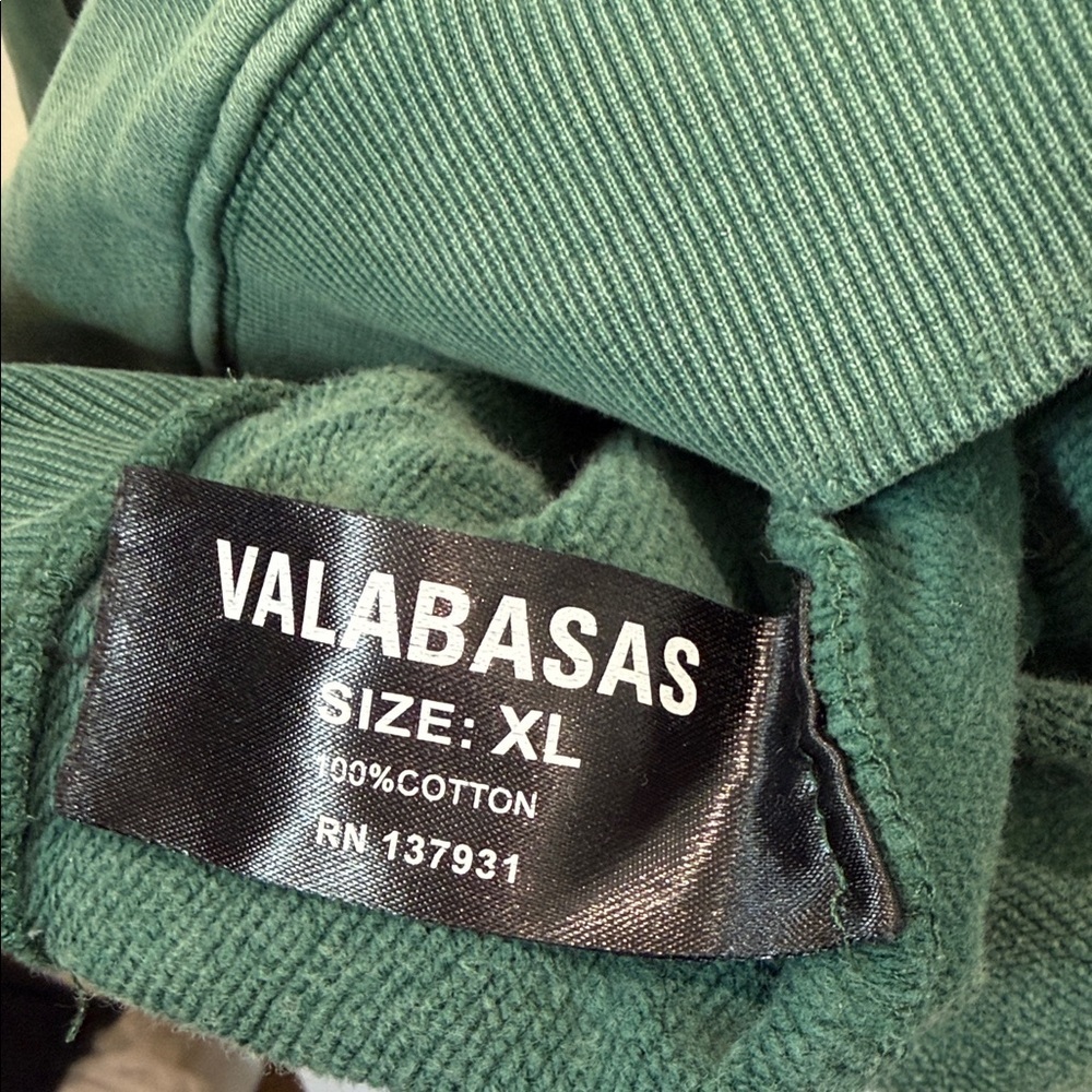 Men’s Green Valabasas “Eating you alive tour” Graphic Hoodie XL - Picture 2 of 6